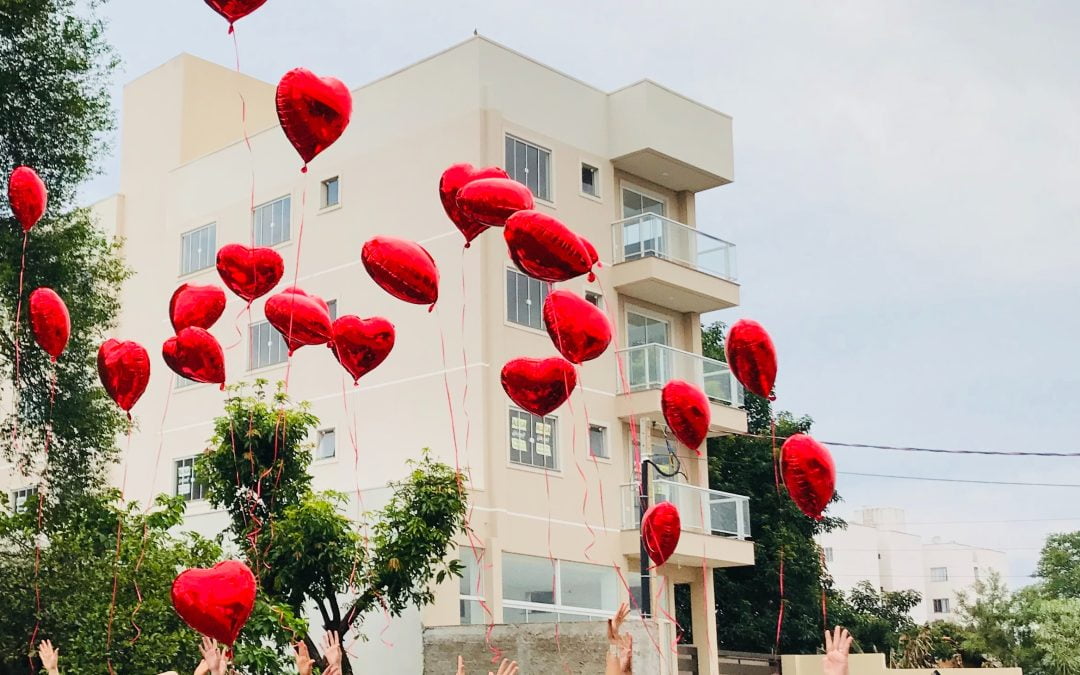 balloon backdrops for weddings